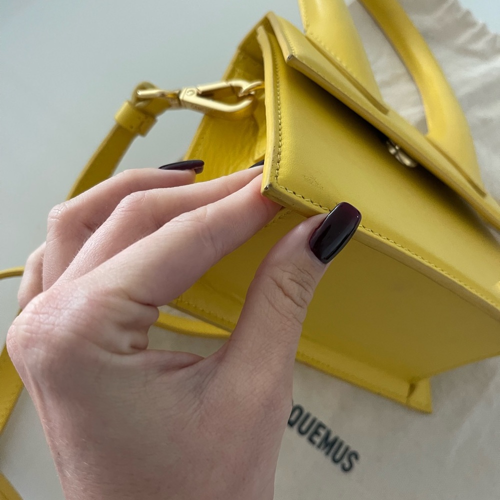 SOLD!!! Jacquemus Le Chiquito Moyen bag authentic with receipt - Picture 4 of 16